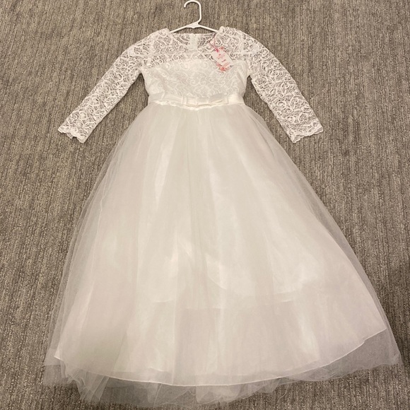 Girl’s Formal Gown - Picture 1 of 4